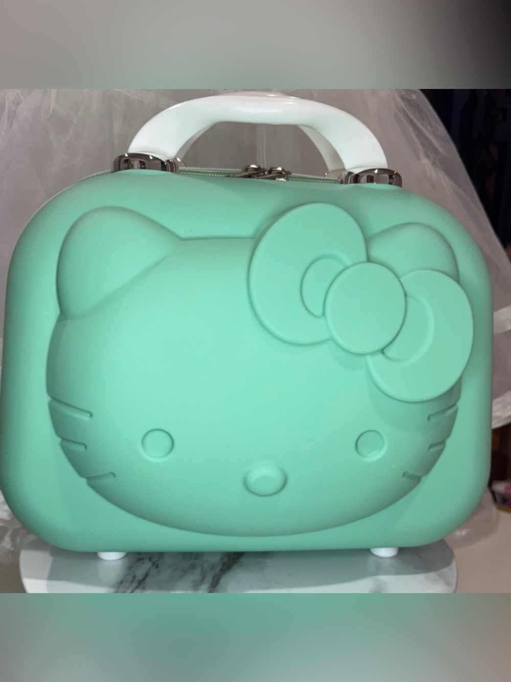 ‼️RARE Mint Hello Kitty Train Case Carry-On Cosmetic Toiletry Bag Suitcase Strap